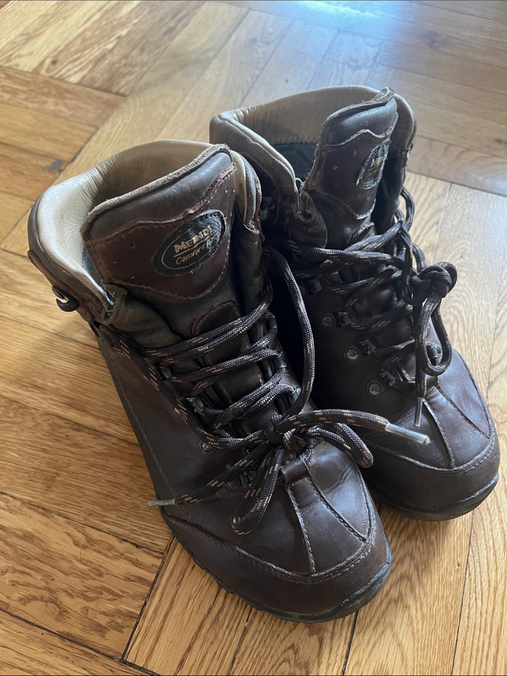 Meindl Brown Comfort Fit Light Hiker Hiking Boots Size 7 Width D Gore-Tex